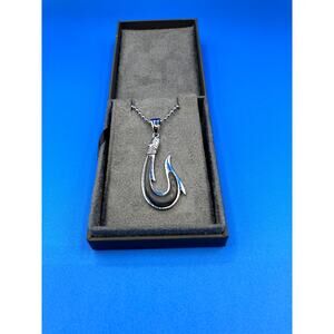 Chisel Stainless Steel Solid Black Carbon Fiber Hook Pendant Ball Chain 22"